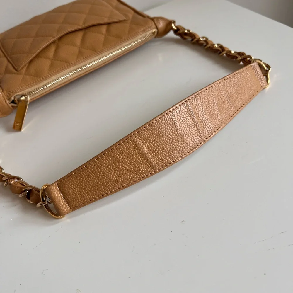 Chanel timeless caviar shoulder bag - Picture 6 of 16